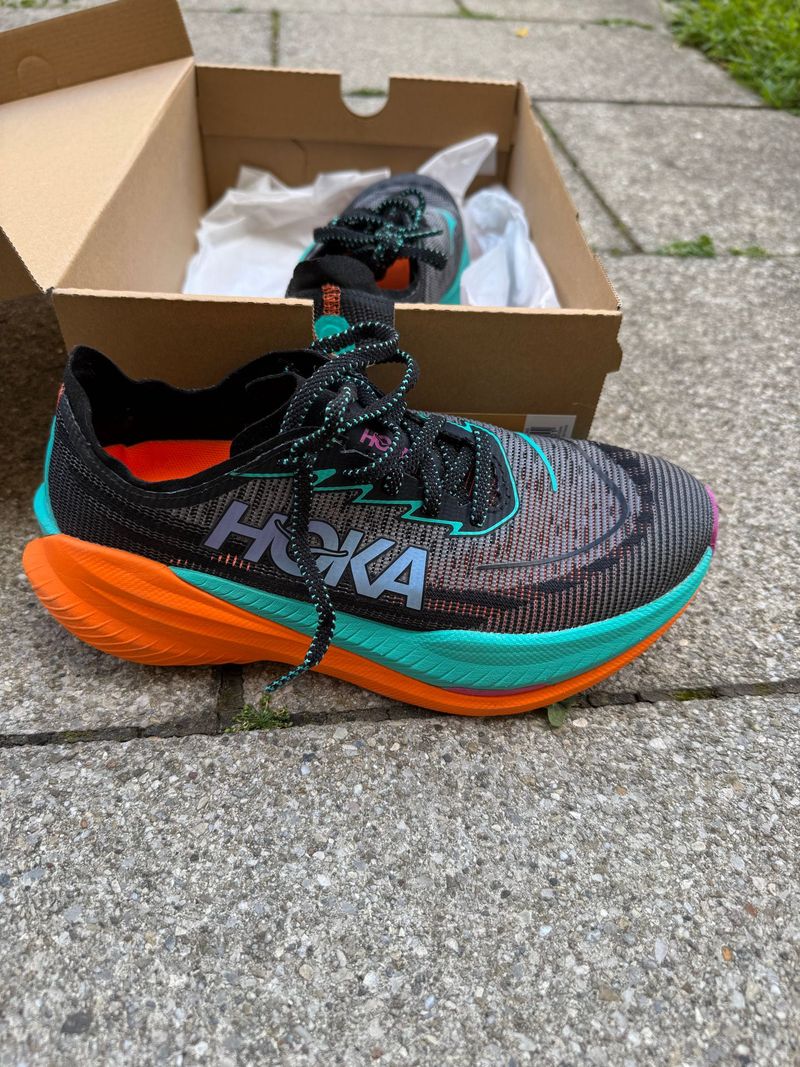 Käytetty Hoka Mach X2 Wide Running Shoes