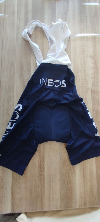 Używany ineos Maillot/Cuissard Grenadier bike — zdjęcie 6 z 7