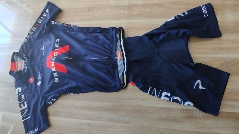 Używany ineos Maillot/Cuissard Grenadier bike — zdjęcie 1 z 7