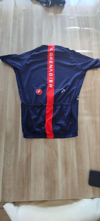 Używany ineos Maillot/Cuissard Grenadier bike — zdjęcie 3 z 7