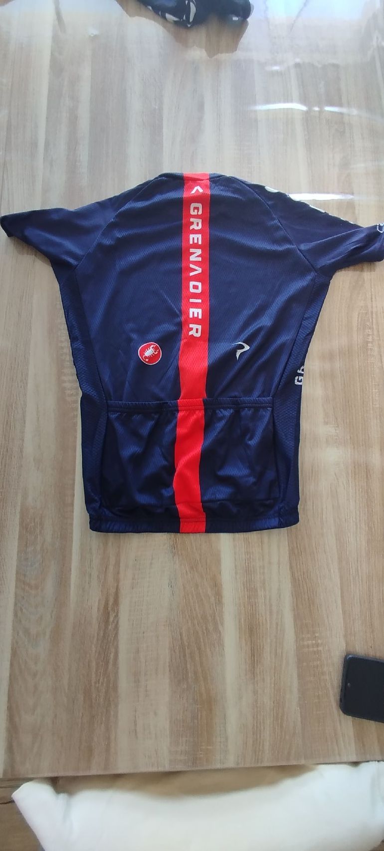 Używany ineos Maillot/Cuissard Grenadier bike — zdjęcie 3 z 7