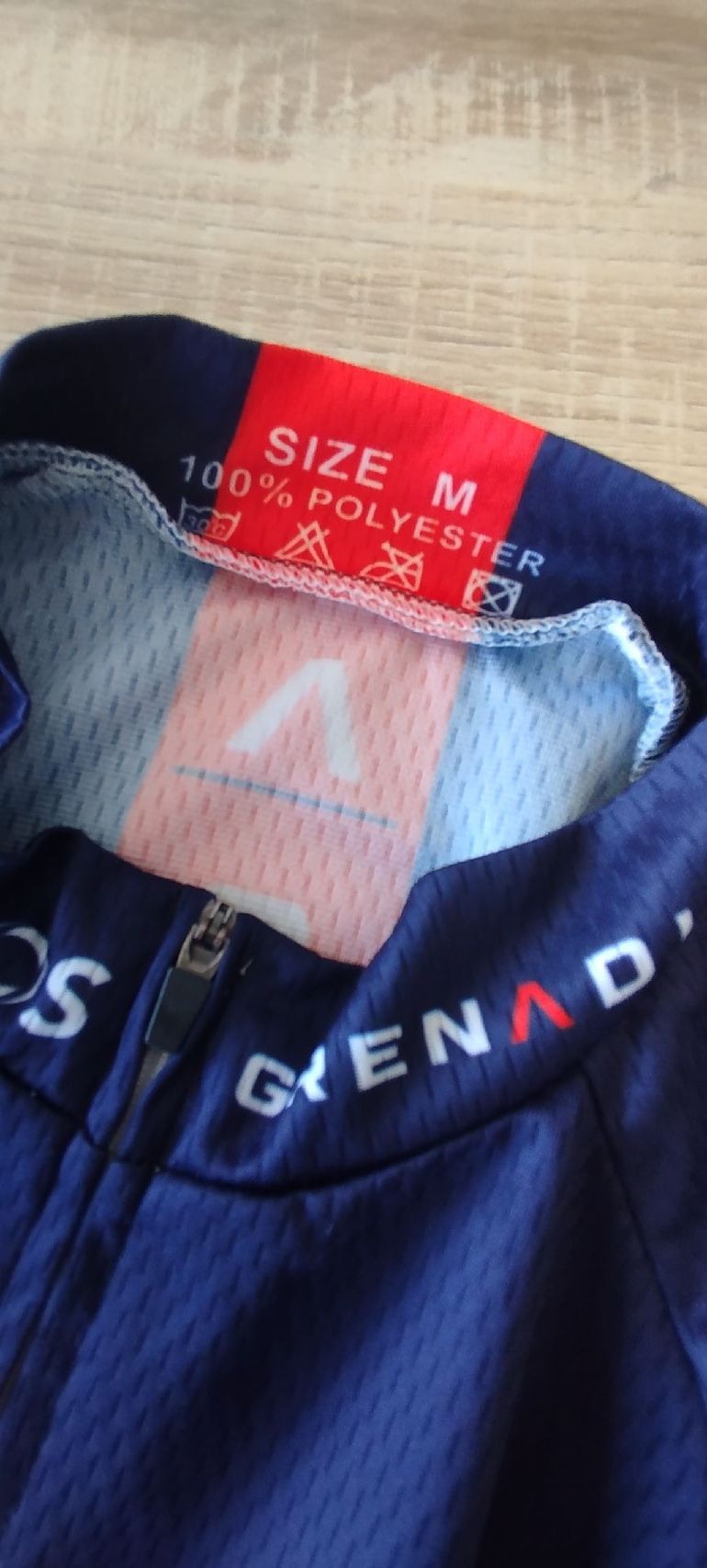 Używany ineos Maillot/Cuissard Grenadier bike — zdjęcie 4 z 7