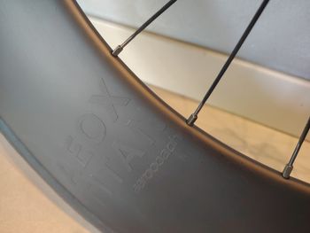 Aerocoach Aeox Titan Carbon Clincher Wheelset 2024 bike d'occasion — image 2 sur 4