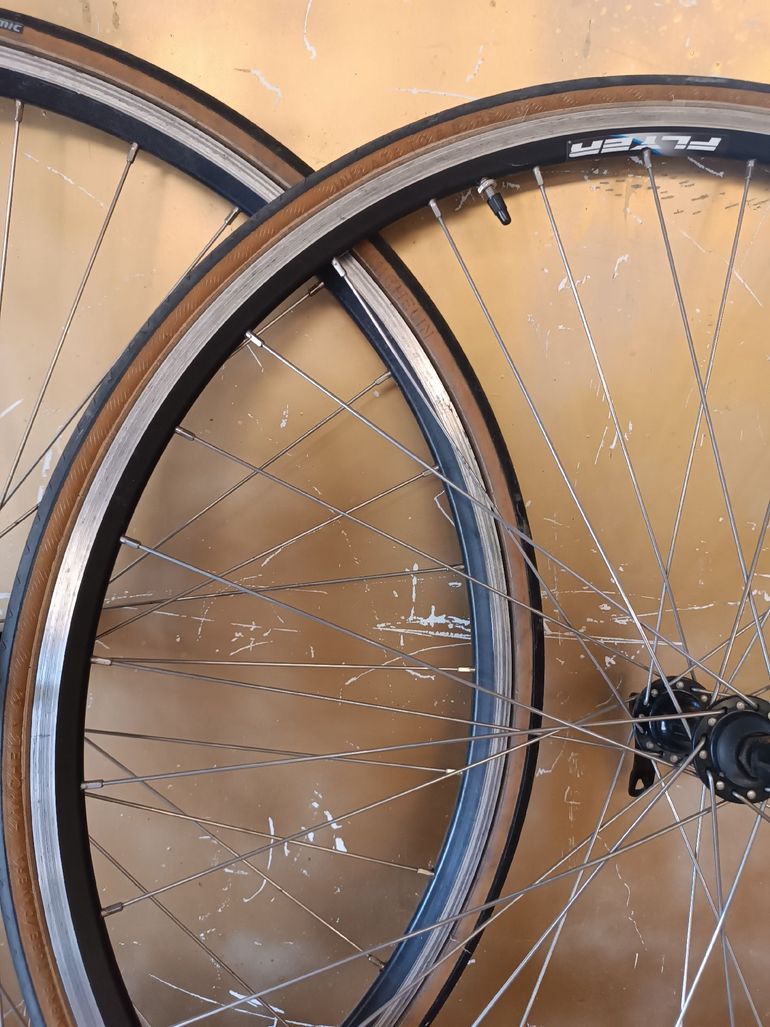 Used Rigida Flyer 8 Vitesses bike — image 3 of 3