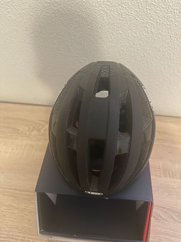 Used ABUS Viator Helmet M Size 2025 bike — image 5 of 6