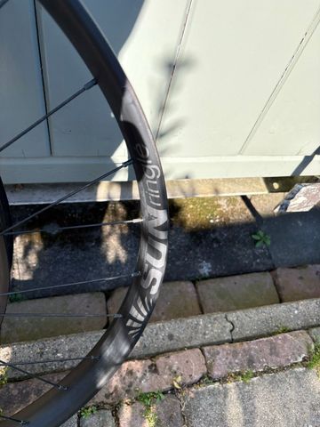 Brugt Sunringle Duroc 50 29”+ Wheelset bike — billede 5 af 8