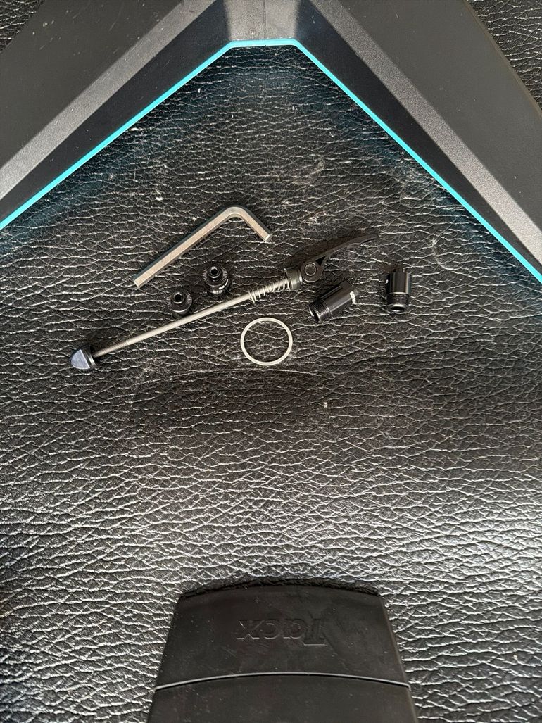 Used Tacx Flux 2 Rollentrainer 2025 bike — image 6 of 11