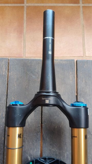 Fox 36 Factory GRIP2 2023 bike usato — immagine 5 di 13