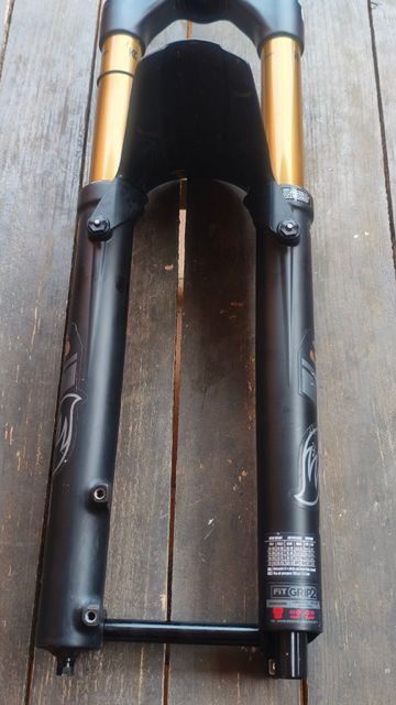 Fox 36 Factory GRIP2 2023 bike usato — immagine 4 di 13