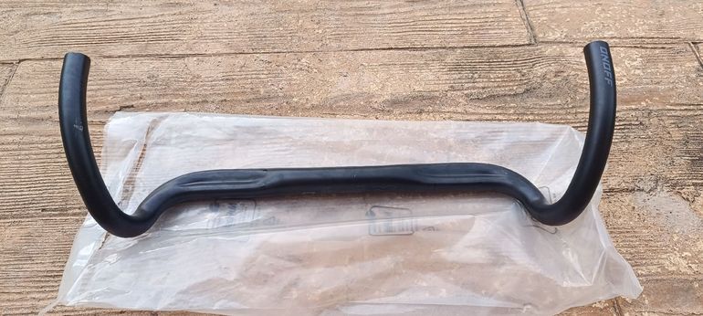 Použité Mondraker Aluminum Gravel Handlebar 2025 bike — obrázek 7 z 8