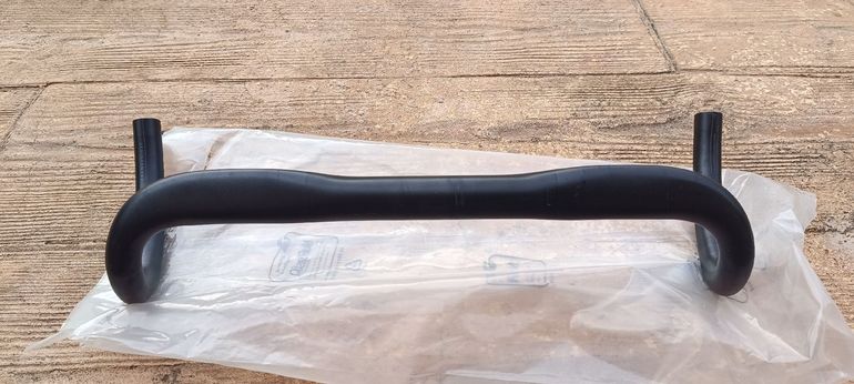 Použité Mondraker Aluminum Gravel Handlebar 2025 bike — obrázek 6 z 8