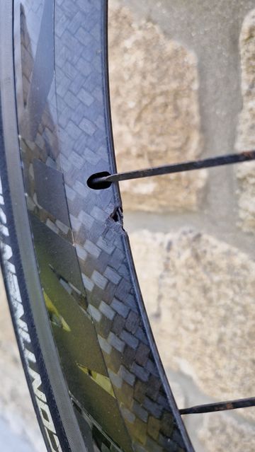 Mavic Cosmic Carbone SLE Wheelset bike d'occasion — image 19 sur 22