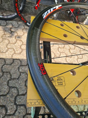 Used Zipp / FRM 303 bike — image 25 of 28