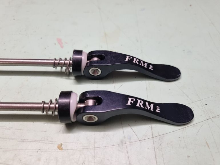 Frm Pro Quick Release Skewers bike d'occasion — image 3 sur 4