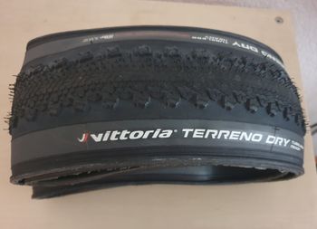 Vittoria Terreno Dry G2.0 622-40 bike d'occasion
