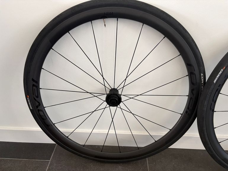 Used Roval CLX Alpinist Wheelset bike — image 2 of 7