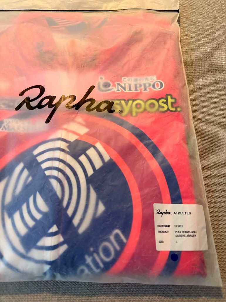 Used Rapha pro team bike — image 2 of 7