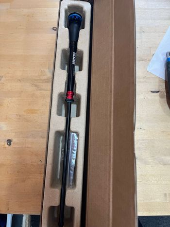 RockShox Charger Race Day 2 3P Kartsuche 32mm 2025 bike d'occasion