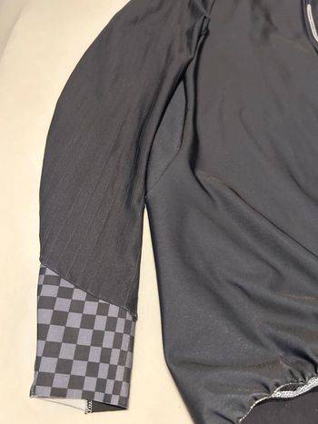 Used q 36, 5 Long Sleeve Jersey 2026 bike — image 5 of 10