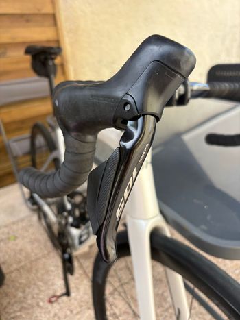 Tweedehands Shimano 105 Di2 2025 bike