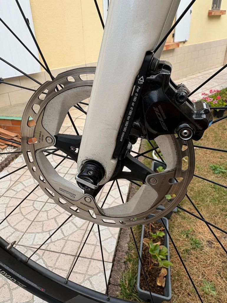 Tweedehands Shimano 105 Di2 2025 bike — afbeelding 2 van 6