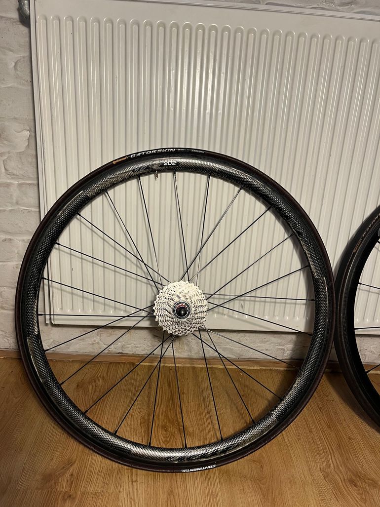 Used Zipp 202 Tubular Wheelset 2018 bike — image 8 of 8