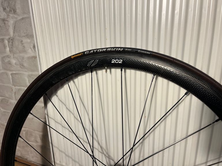 Used Zipp 202 Tubular Wheelset 2018 bike — image 4 of 8