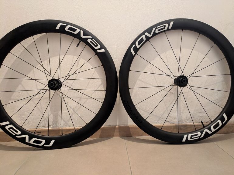 Tweedehands Roval Rapide CLX II Carbon Clincher Wheelset bike — afbeelding 1 van 7