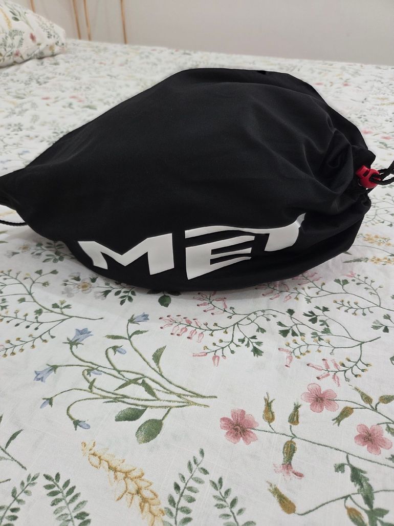 Gebrauchtes MET Trenta Mips Helmet 2026 bike — Bild 5 von 6