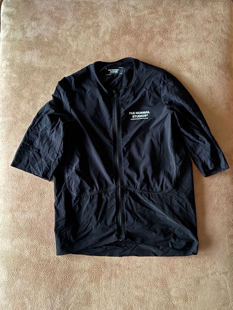 Used Pas Normal Studios Jersey 2026 bike — image 3 of 6
