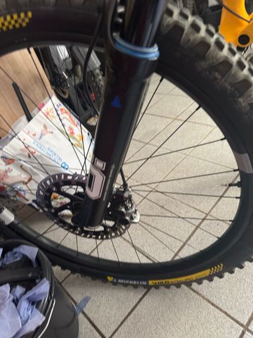 Öhlins RXF 36 Fork 2023 bike usato — immagine 3 di 4