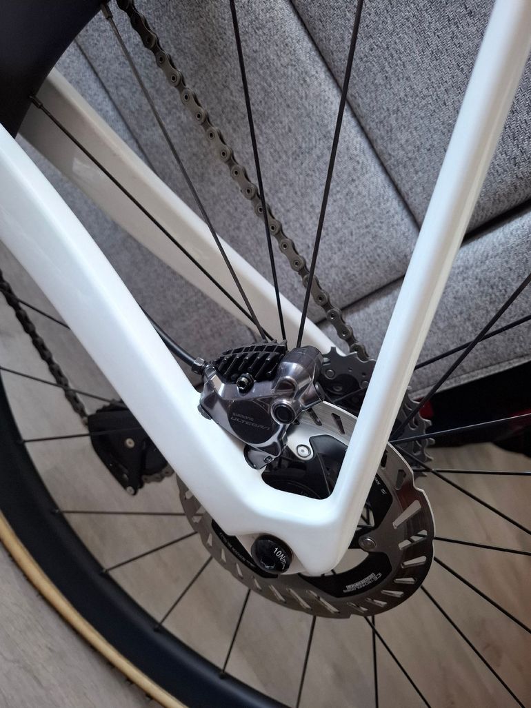 Used Shimano Ultegra R8170 Di2 12-speed Groupset 2026 bike — image 2 of 9