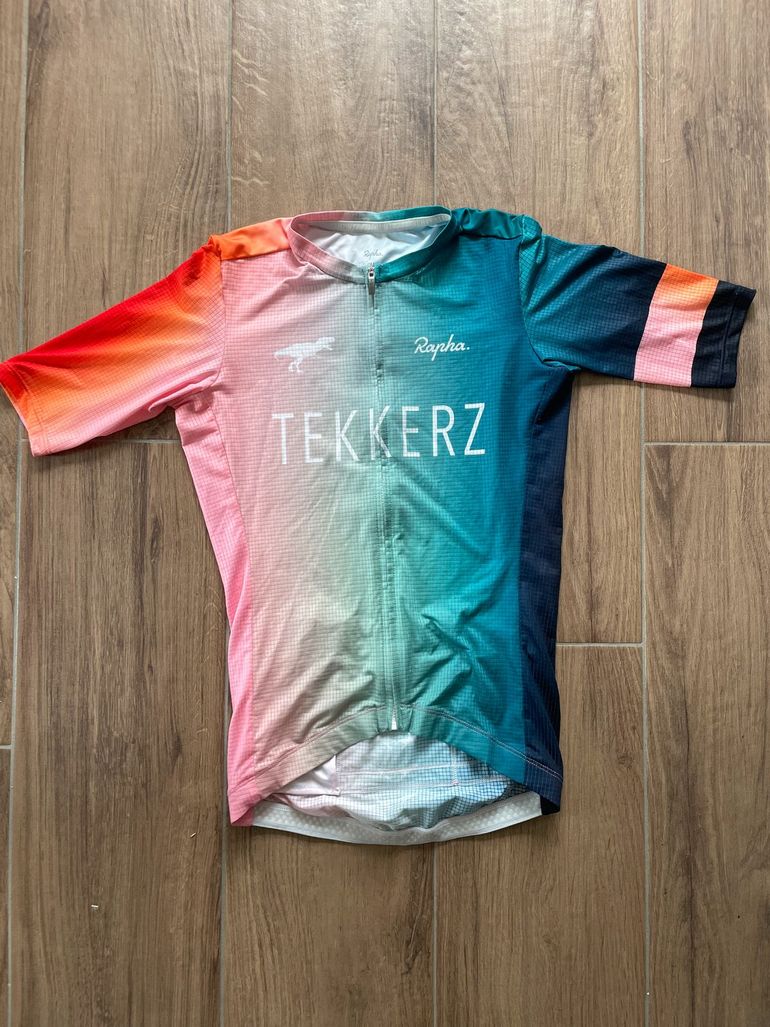 Używany Rapha Tekkerz Pro Team Aero Jersey bike — zdjęcie 1 z 5
