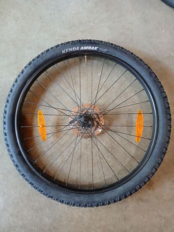 Used Rocky Mountain TR25 Tubeless Rim bike
