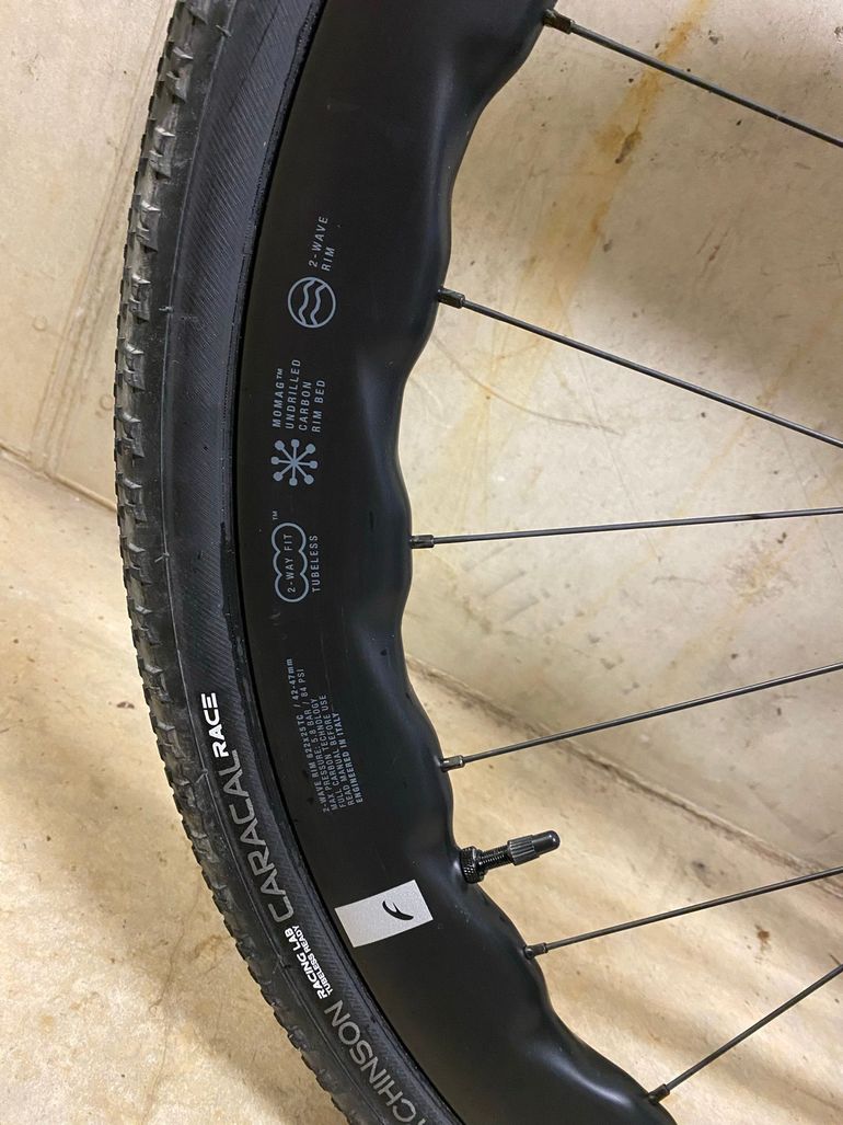 Fulcrum Soniq 42 Carbon Wheelset 2025 bike d'occasion — image 4 sur 4