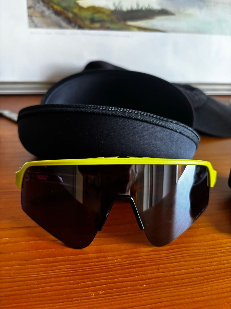 Brugt Oakley Sutro Lite Sweep Sunglasses 2026 bike — billede 1 af 4