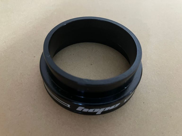 Used Hope 1.5 Headset bike — image 5 of 7