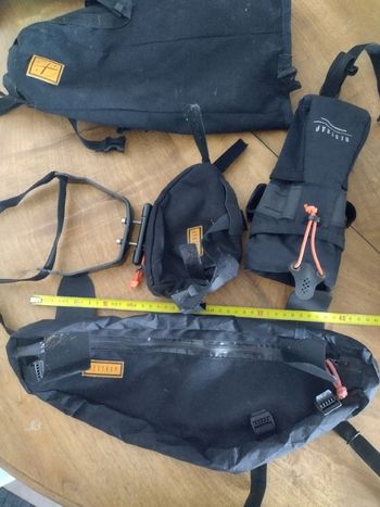 restrap Lot de 4 Sacoches 2024 bike d'occasion