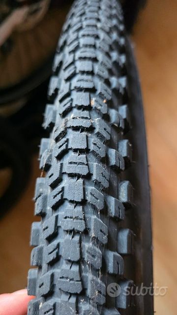 Tweedehands Bontrager LT4 Expert bike — afbeelding 1 van 6