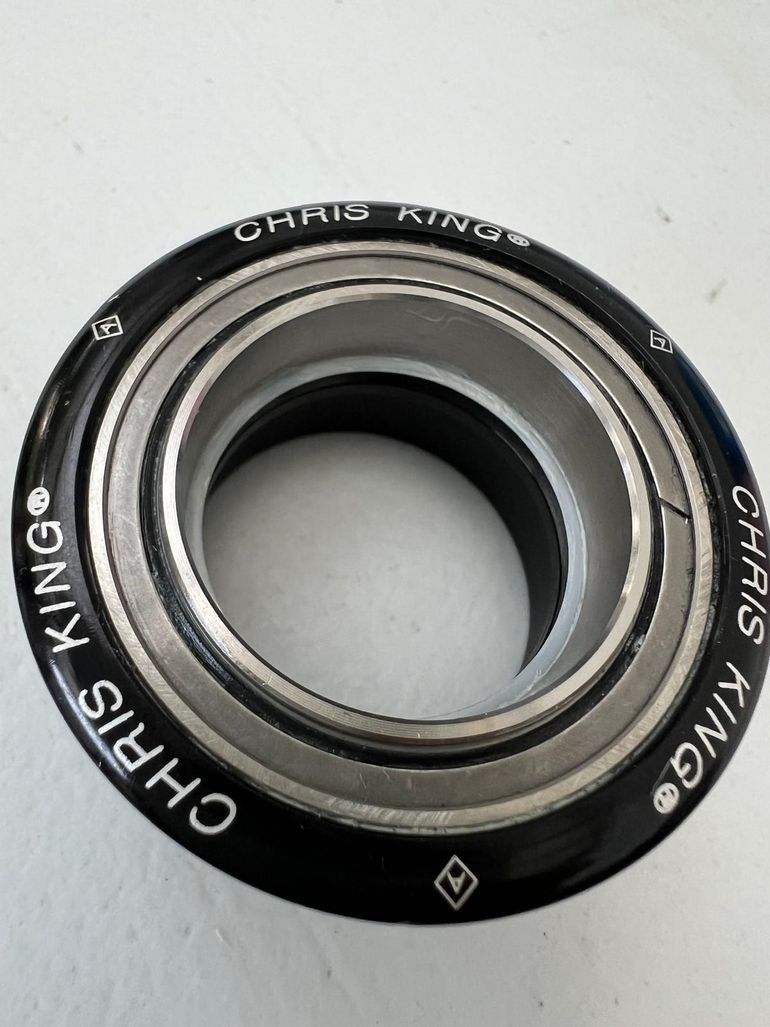 Used Chris King pressfit 24mm 2025 bike — image 4 of 7