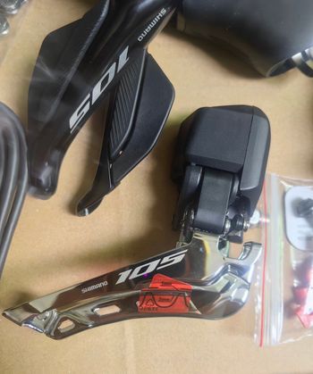 Tweedehands Shimano 105 di2 R7170 bike — afbeelding 4 van 6