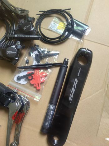 Tweedehands Shimano 105 di2 R7170 bike — afbeelding 2 van 6