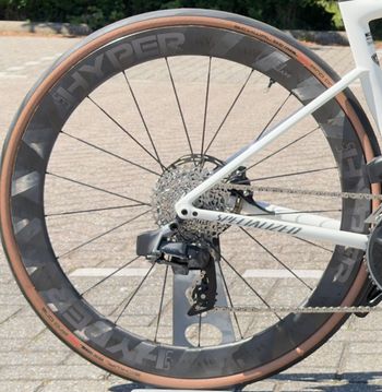 Used Winspace Hyper Full Carbon Wielen met Carbon Spaken 2024 bike — image 2 of 5