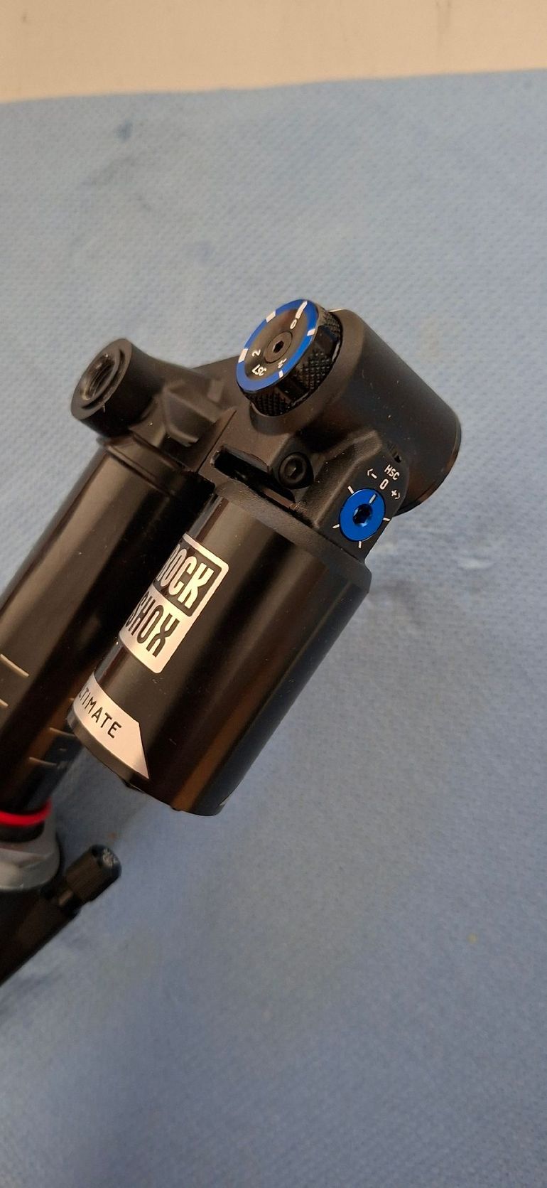 RockShox Vivid Ultimate Linear XL 2026 bike d'occasion — image 3 sur 5