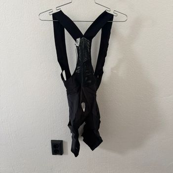 Used Q36.5 Adventure Cargo Bib Shorts Women M// NEW!! 50% OFF!! 2026 bike — image 2 of 2