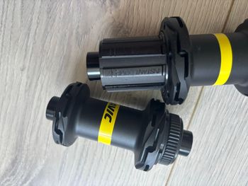 Mavic Road / Gravel Hubs bike d'occasion — image 2 sur 3