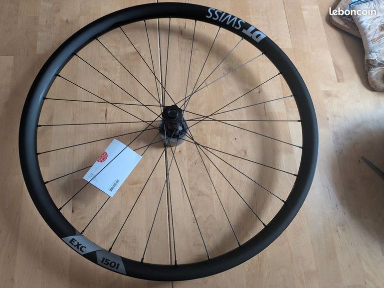 Used Dt Swiss exc 1501 bike — image 2 of 2