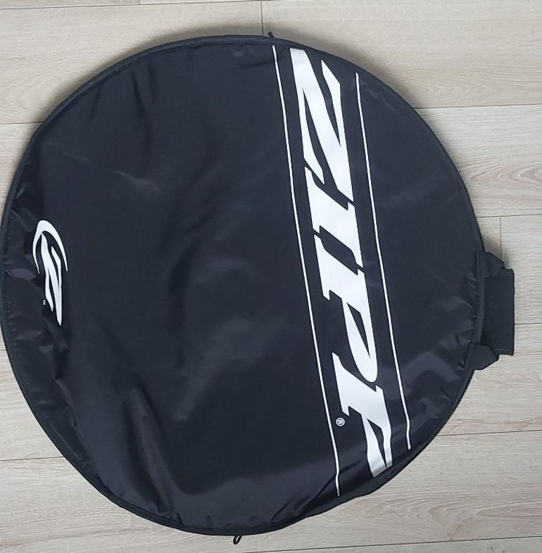 Used Zipp Single Wheel Cover bike — image 1 of 2