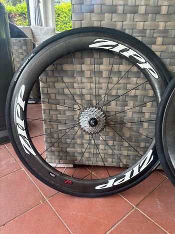 Zipp 404 Firecrest Rim Brake Wheelset bike d'occasion — image 3 sur 12