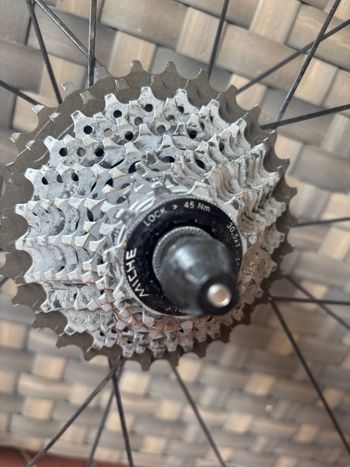 Zipp 404 Firecrest Rim Brake Wheelset bike d'occasion — image 4 sur 12